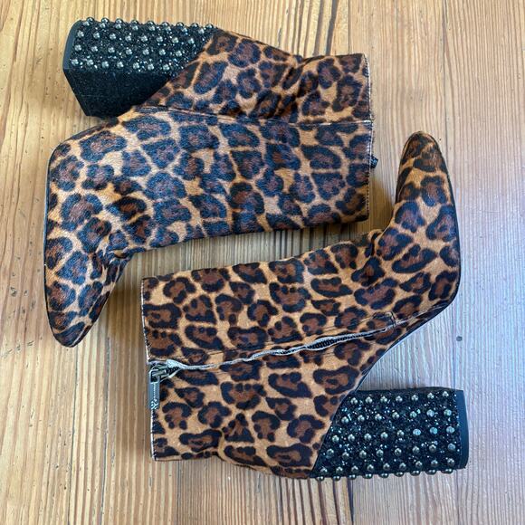Jessica Simpson leather cheetah print studded heel booties SIZE 8.5 - Picture 4 of 7